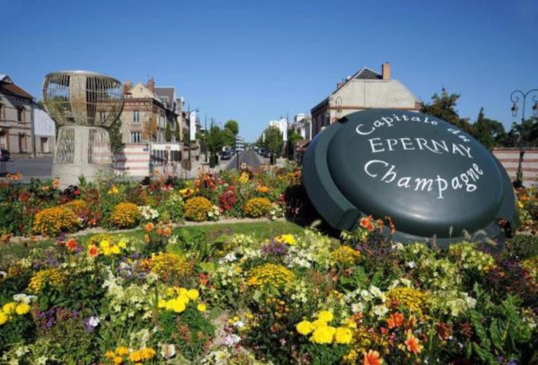 Appartement Aventure A Épernay Zewnętrze zdjęcie